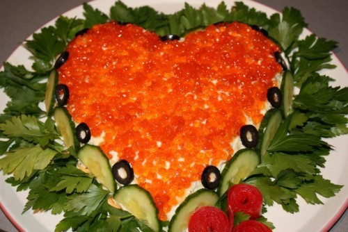 5 самых романтичных салатов на 14 февраля