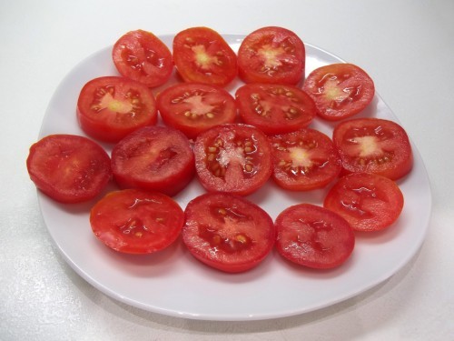 Легкая закуска – помидоры под сыром