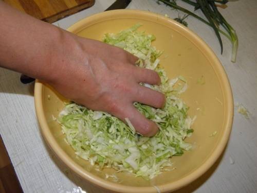 Фото Крабовый салат с капустой №5