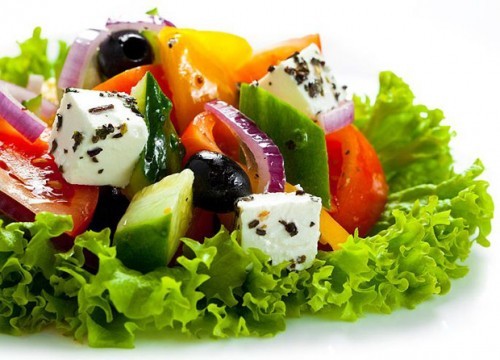 Фото Греческий салат – разные варианты на любой вкус №2