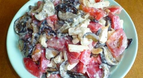 Рецепт праздничного овощного салата с баклажанами «Лора»