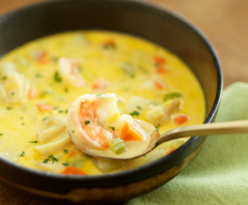 Для тех, кто любит креветки: как приготовить с ними вкусный суп?