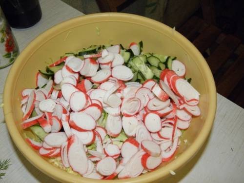 Фото Крабовый салат с капустой №6