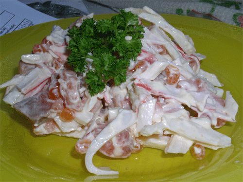 Рецепт салата с морепродуктами и капустой «Форест»