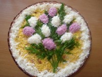 Праздничный салат «Букет сирени»