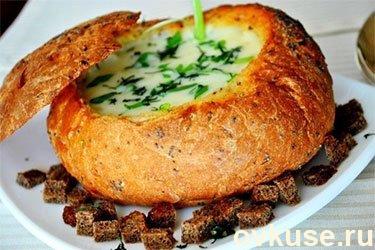 Суп-пюре в горшочках из хлеба
