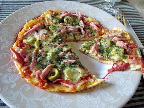 Фото Домашняя пицца: 3 самых быстрых рецепта №3