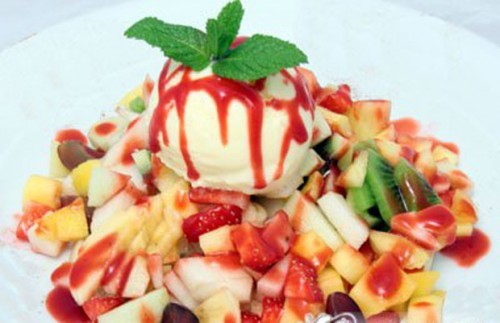 Фото Сладкие фруктовые салаты: самые безобидные десерты №3