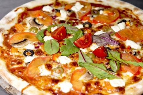 Пицца «Вегетарианская» - простой рецепт с фото