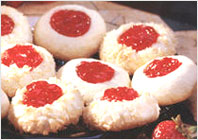 Сливочное печенье с ягодным джемом